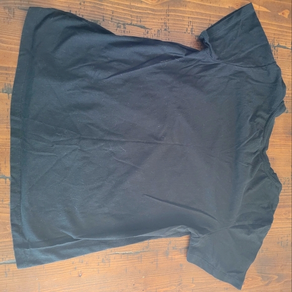 Woman's rainbow unity shirt - Picture 4 of 4